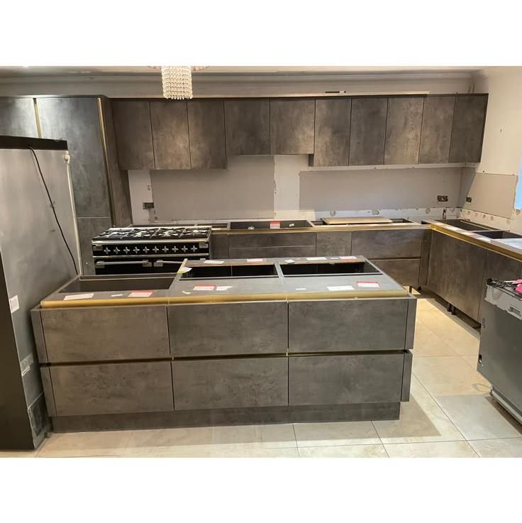 Concrete-effect island and range cooker